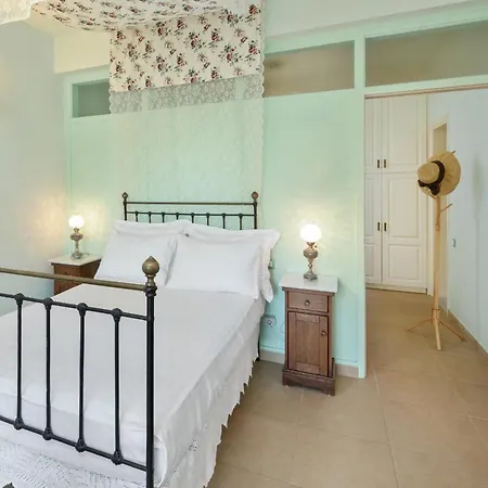 Villa Red Queen Main Sfakera