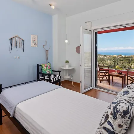 Red Queen Main Villa